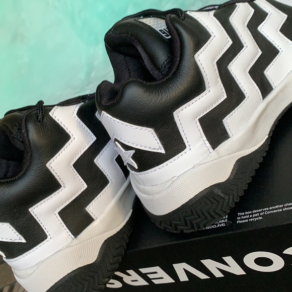 CONVERSE VLTG MID BLACK/WHITE/BLACK WMNS - Picture 13 of 15